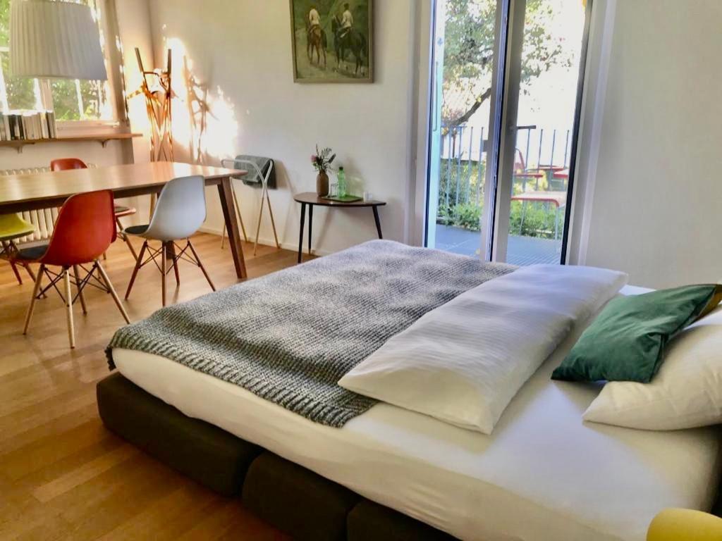 Au Jardin Bed & Breakfast Zuchwil Dış mekan fotoğraf