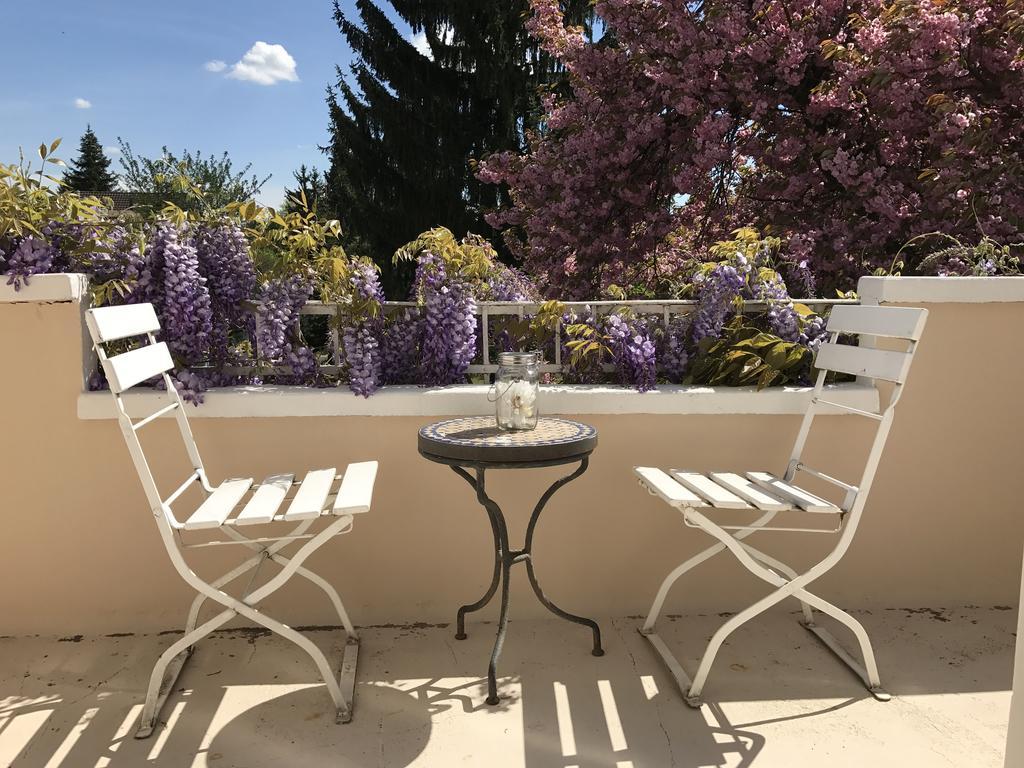 Au Jardin Bed & Breakfast Zuchwil Dış mekan fotoğraf