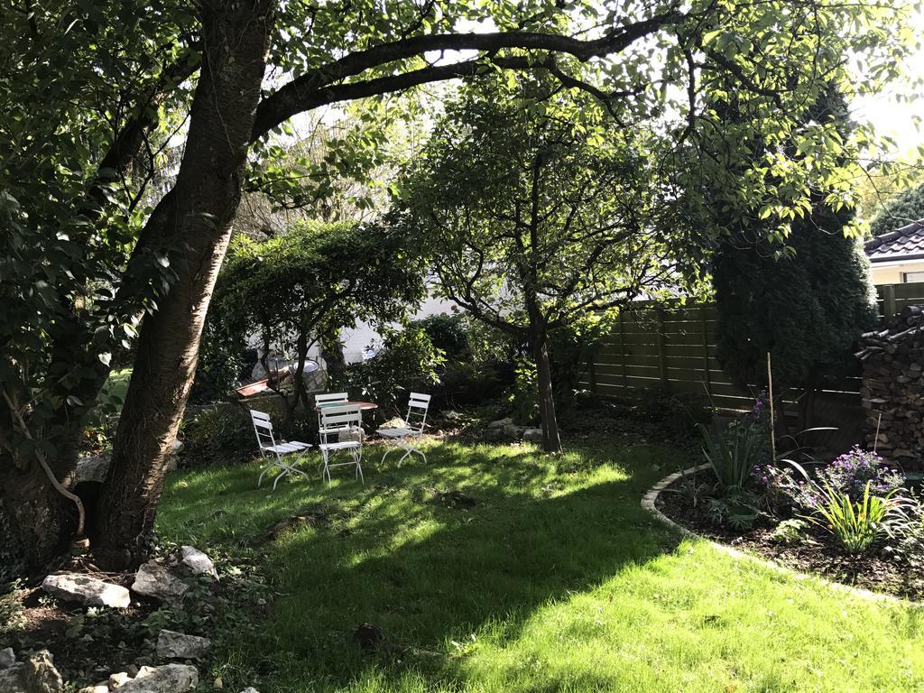 Au Jardin Bed & Breakfast Zuchwil Dış mekan fotoğraf